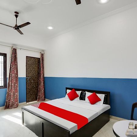 Hotel O Kiran Raj Palace Kanpur Buitenkant foto